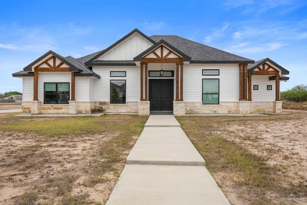 411 Silver-Spur Drive, Mission, TX 78572