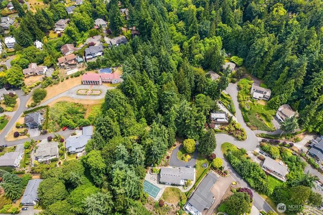 8036 Cyrus Place, Edmonds, WA 98026