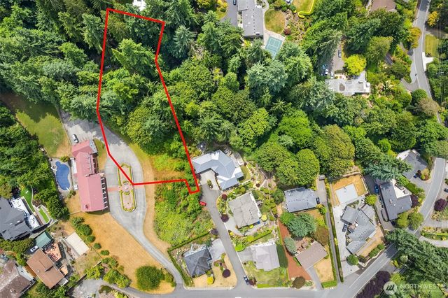 8036 Cyrus Place, Edmonds, WA 98026