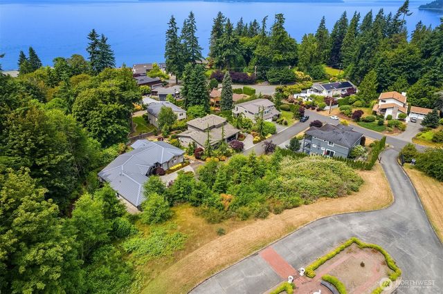 8036 Cyrus Place, Edmonds, WA 98026