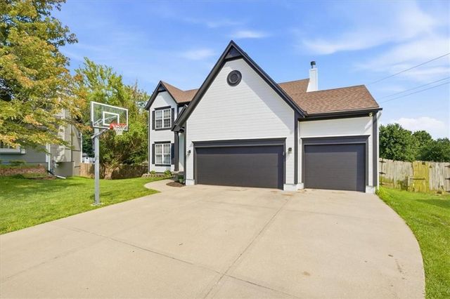 16345 S Warwick Street, Olathe, KS 66062