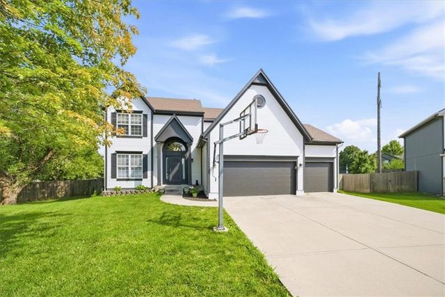 16345 S Warwick Street, Olathe, KS 66062