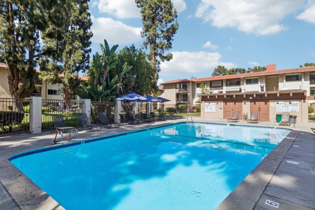10767 San Diego Mission Road 213, San Diego, CA 92108