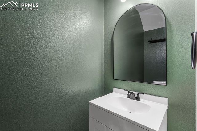 10587 Country Park Point, Fountain, CO 80817