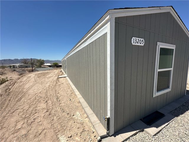13205 S WATERREED WAY, Topock, AZ 86436