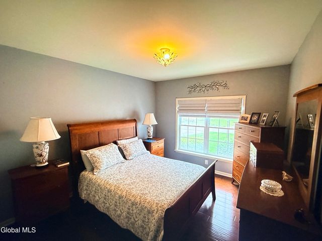 2580 Edgewood Avenue, Rotterdam, NY 12306