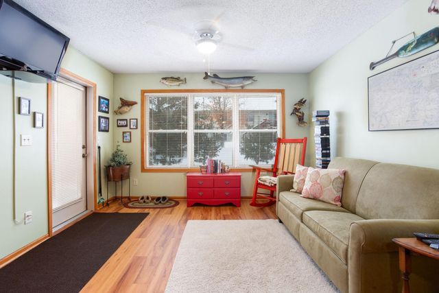 700 Leroy Lane 8, River Falls, WI 54022