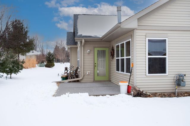 700 Leroy Lane 8, River Falls, WI 54022