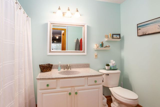 700 Leroy Lane 8, River Falls, WI 54022