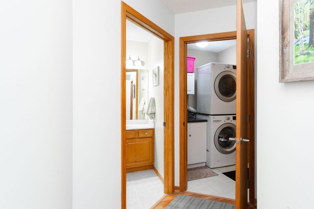 700 Leroy Lane 8, River Falls, WI 54022