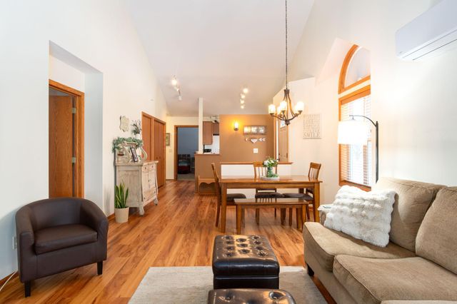 700 Leroy Lane 8, River Falls, WI 54022