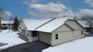 700 Leroy Lane 8, River Falls, WI 54022