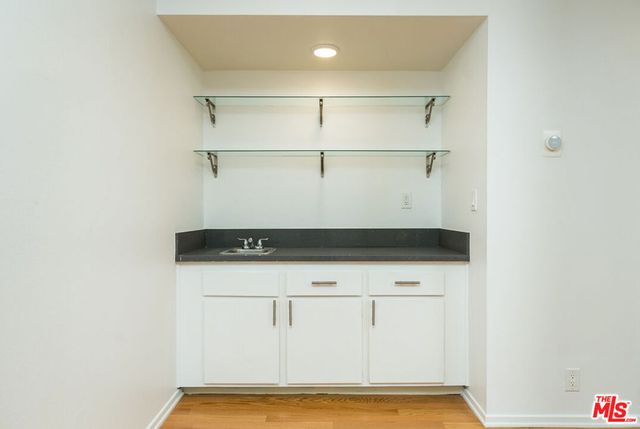 1115 S Elm Drive 207, Los Angeles, CA 90035
