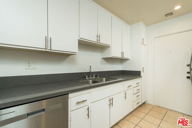 1115 S Elm Drive 207, Los Angeles, CA 90035