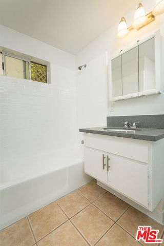 1115 S Elm Drive 207, Los Angeles, CA 90035