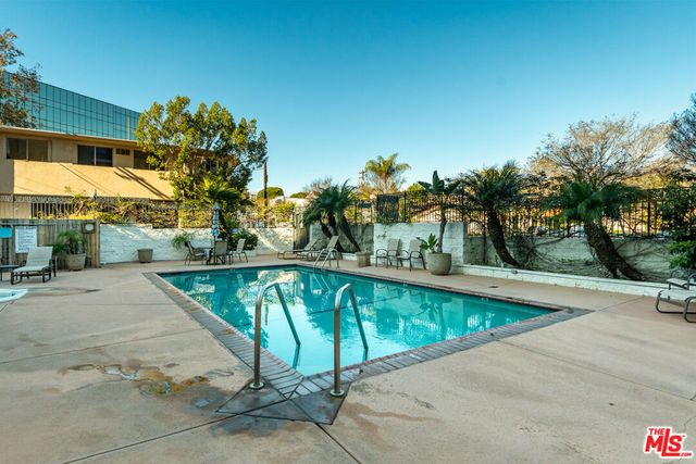 1115 S Elm Drive 207, Los Angeles, CA 90035