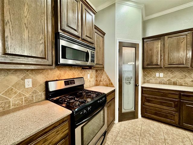 14729 Jordan Court, Glenpool, OK 74033