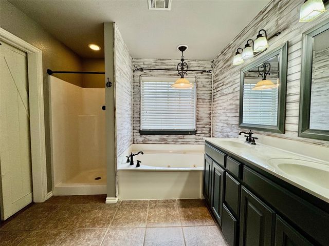 14729 Jordan Court, Glenpool, OK 74033