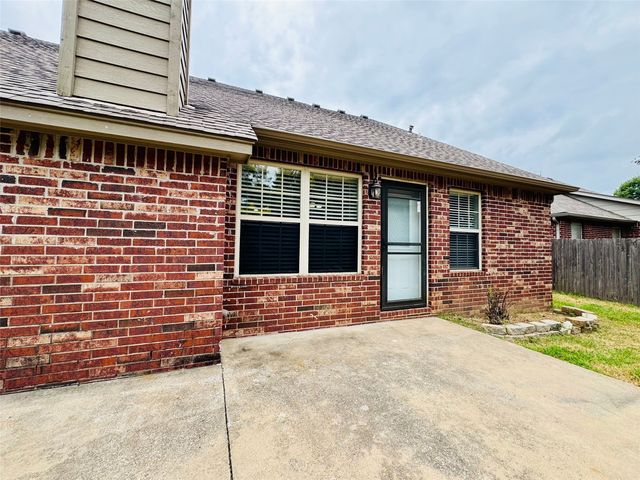 14729 Jordan Court, Glenpool, OK 74033