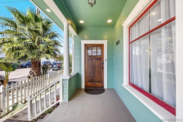 3853 8th Avenue, San Diego, CA 92103