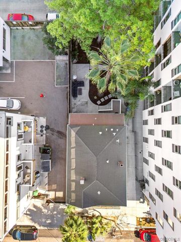 3853 8th Avenue, San Diego, CA 92103