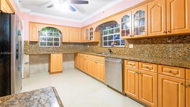315 NW 124th St, North Miami, FL 33168