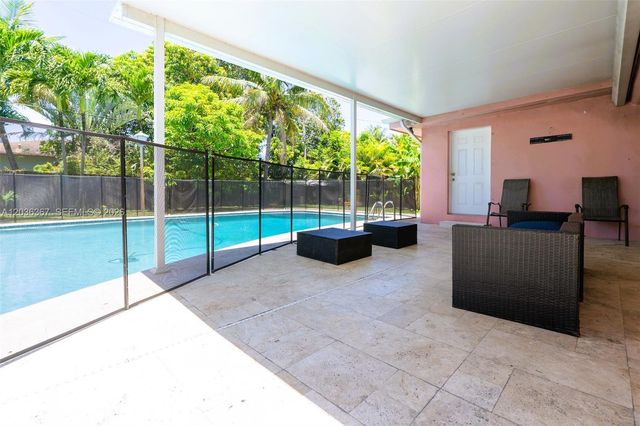 315 NW 124th St, North Miami, FL 33168