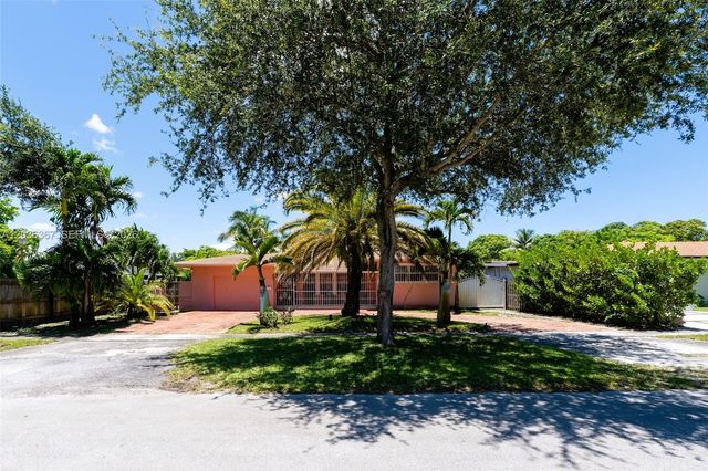 315 NW 124th St, North Miami, FL 33168