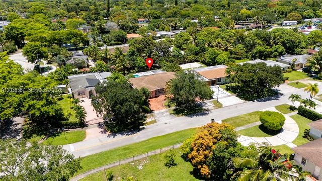 315 NW 124th St, North Miami, FL 33168