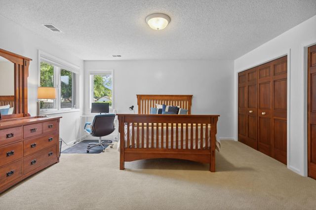 11428 Zion Circle, Bloomington, MN 55437