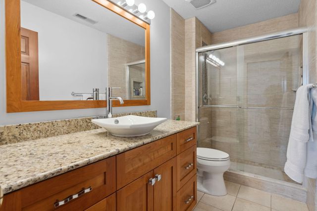 11428 Zion Circle, Bloomington, MN 55437