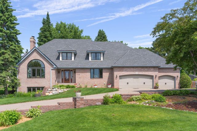 11428 Zion Circle, Bloomington, MN 55437