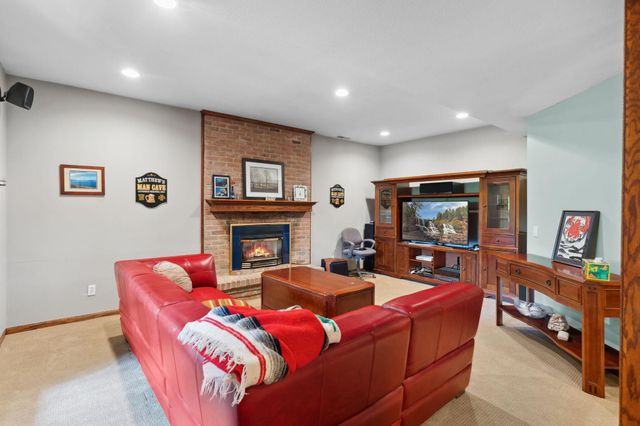 11428 Zion Circle, Bloomington, MN 55437