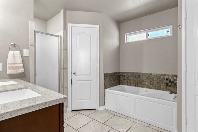 606 Powers Street, Lacy Lakeview, TX 76705