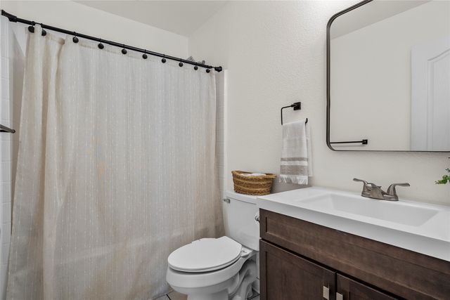 606 Powers Street, Lacy Lakeview, TX 76705