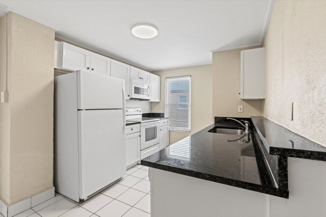 137 Riberia St. Unit A, St Augustine, FL 32084