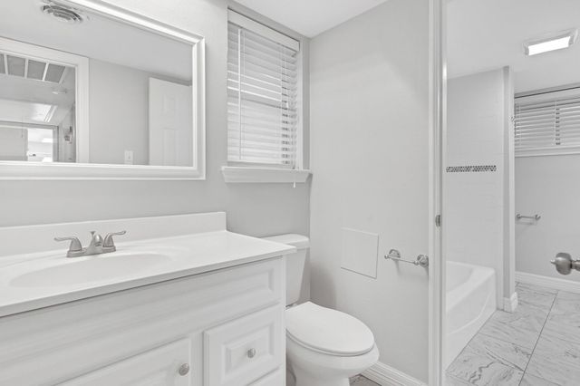 9339 Deanwood Street, Houston, TX 77040
