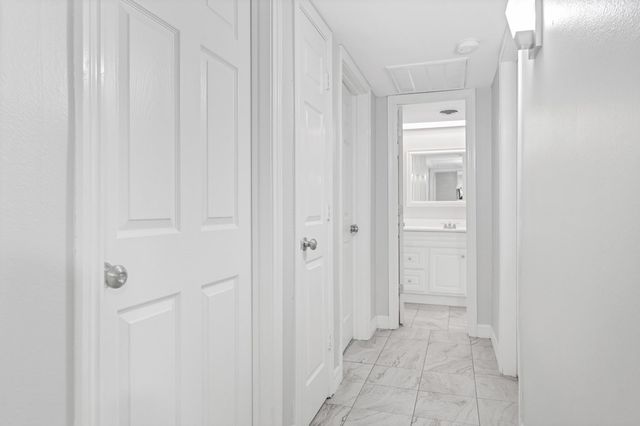 9339 Deanwood Street, Houston, TX 77040