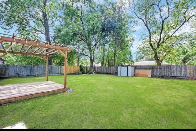 9339 Deanwood Street, Houston, TX 77040