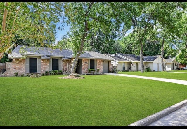 9339 Deanwood Street, Houston, TX 77040
