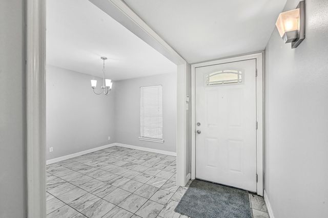 9339 Deanwood Street, Houston, TX 77040