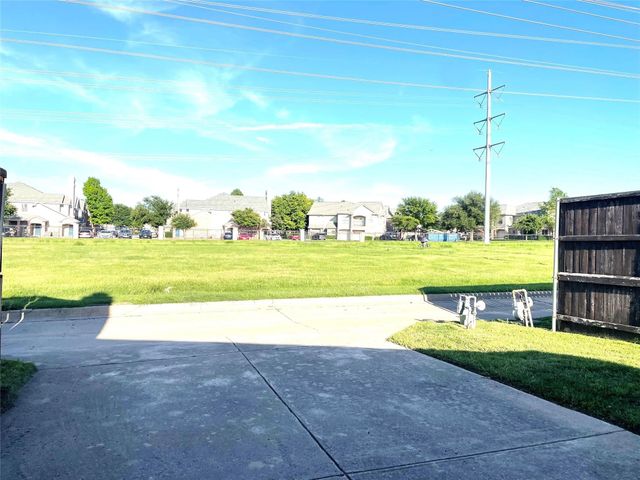 6404 Meadowview Court, Plano, TX 75024