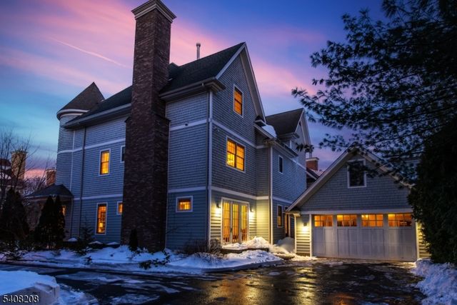 3 Christopher Ct, Montclair Twp., NJ 07042