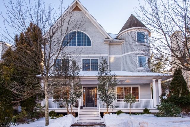 3 Christopher Ct, Montclair Twp., NJ 07042