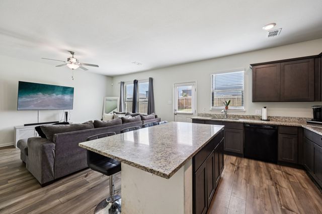 1927 Churchill Downs Drive, Seagoville, TX 75159