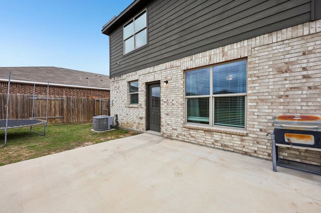 1927 Churchill Downs Drive, Seagoville, TX 75159