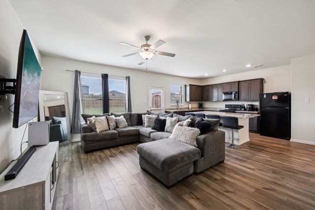 1927 Churchill Downs Drive, Seagoville, TX 75159