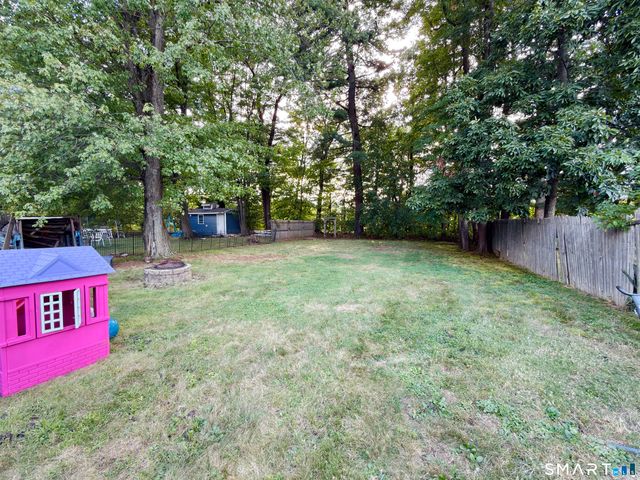 70 Broad Place, Bristol, CT 06010