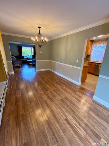 70 Broad Place, Bristol, CT 06010
