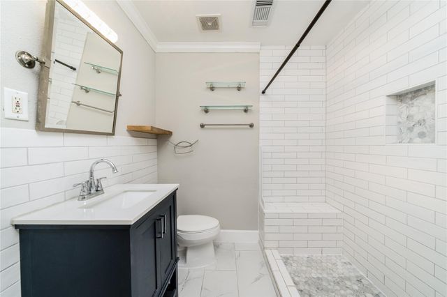 4405 Marina Street A, Houston, TX 77007